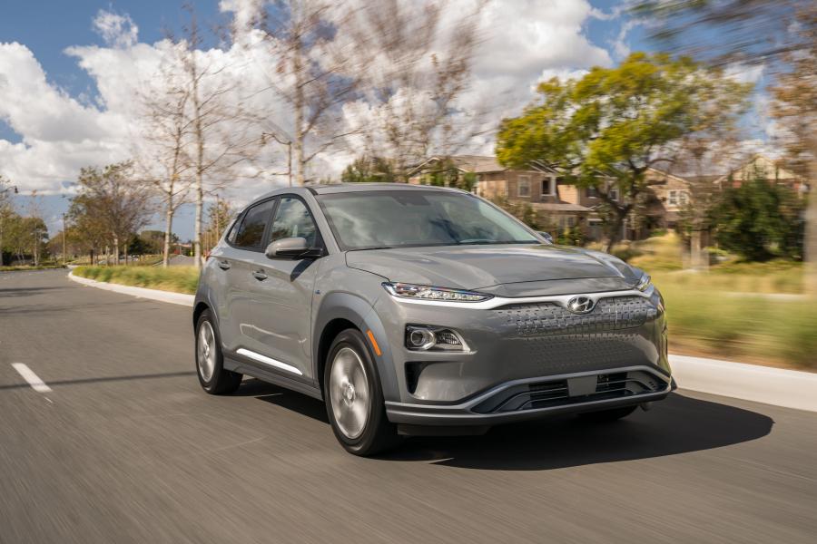 Hyundai Kona Electric (OS) 2018 года  (NA) (фото 16 из 55)